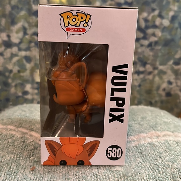 POP Games Pokemon Vulpix Figurine 580 - Picture 2 of 4